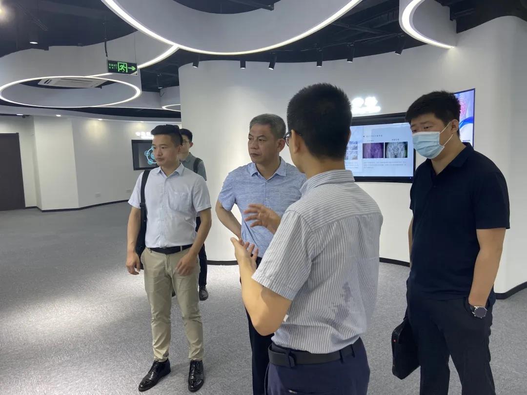 吉林省通化市科技局领导一行莅临K8·凯发考察调研