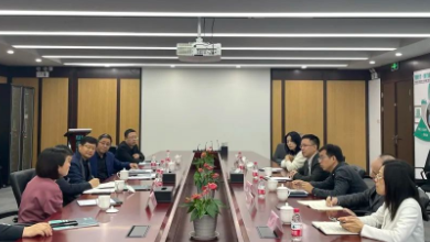 杭州师范大学原副校长、移动健康管理系统教育部工程研究中心主任杨磊一行莅临K8·凯发科技考察调研