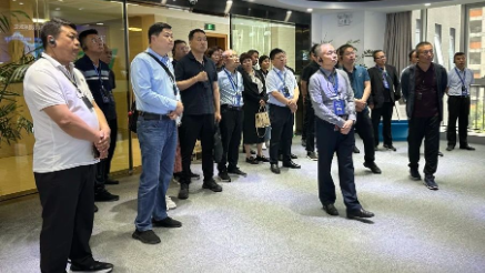 渭南市华州区政协主席王晓鹏一行莅临K8·凯发科技参观考察